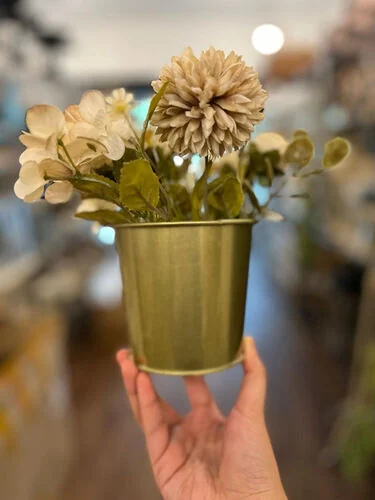Flower Pot - With rope