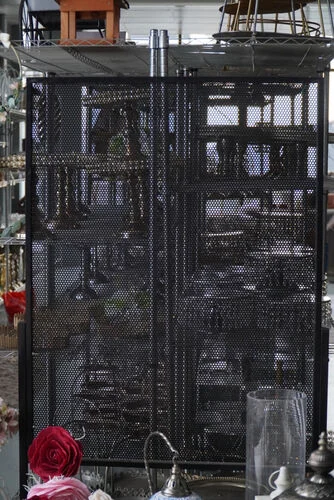(SM) Black Netting Rack - M