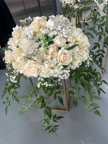 (SM) Walkway Flower Cream