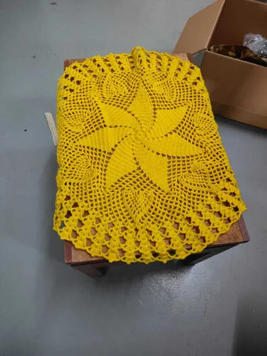 ™ Alas Meja vintage crochet star yellow