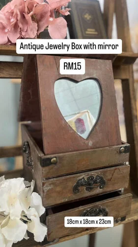 ™ Antique Jewelry Box with mirror